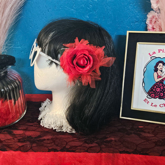 fleur_pin_up_rouge_tulle